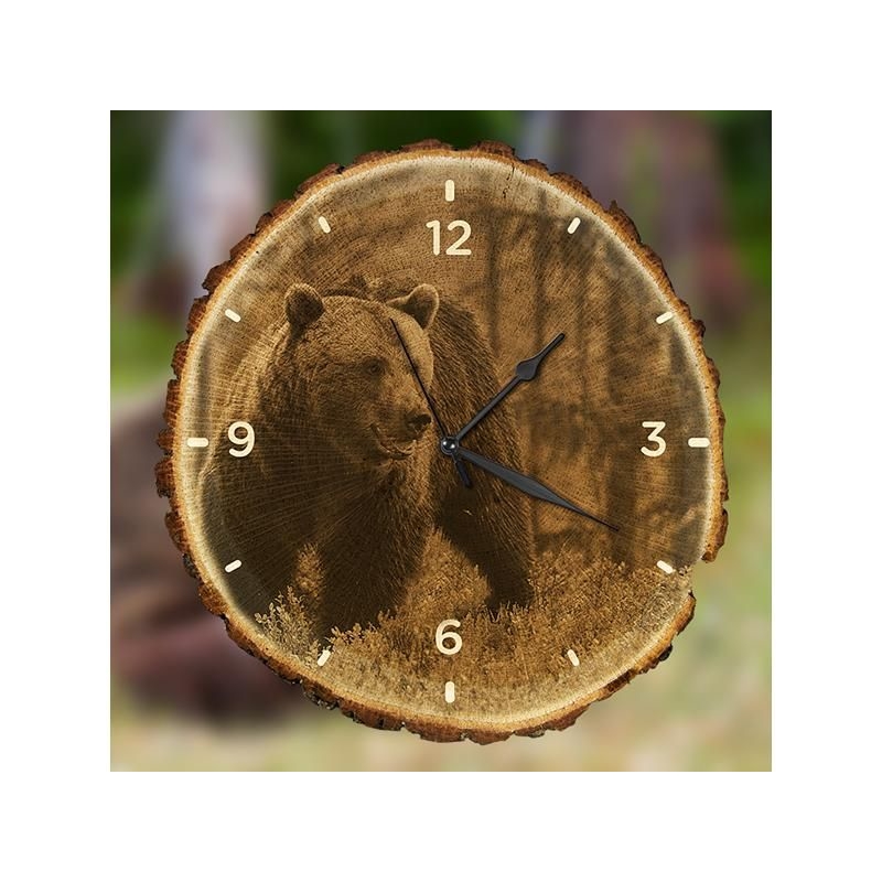 Poľovnícke nástenné hodiny - medveď v lese